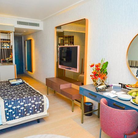 Rocks Hotel & Casino Кирения Экстерьер фото