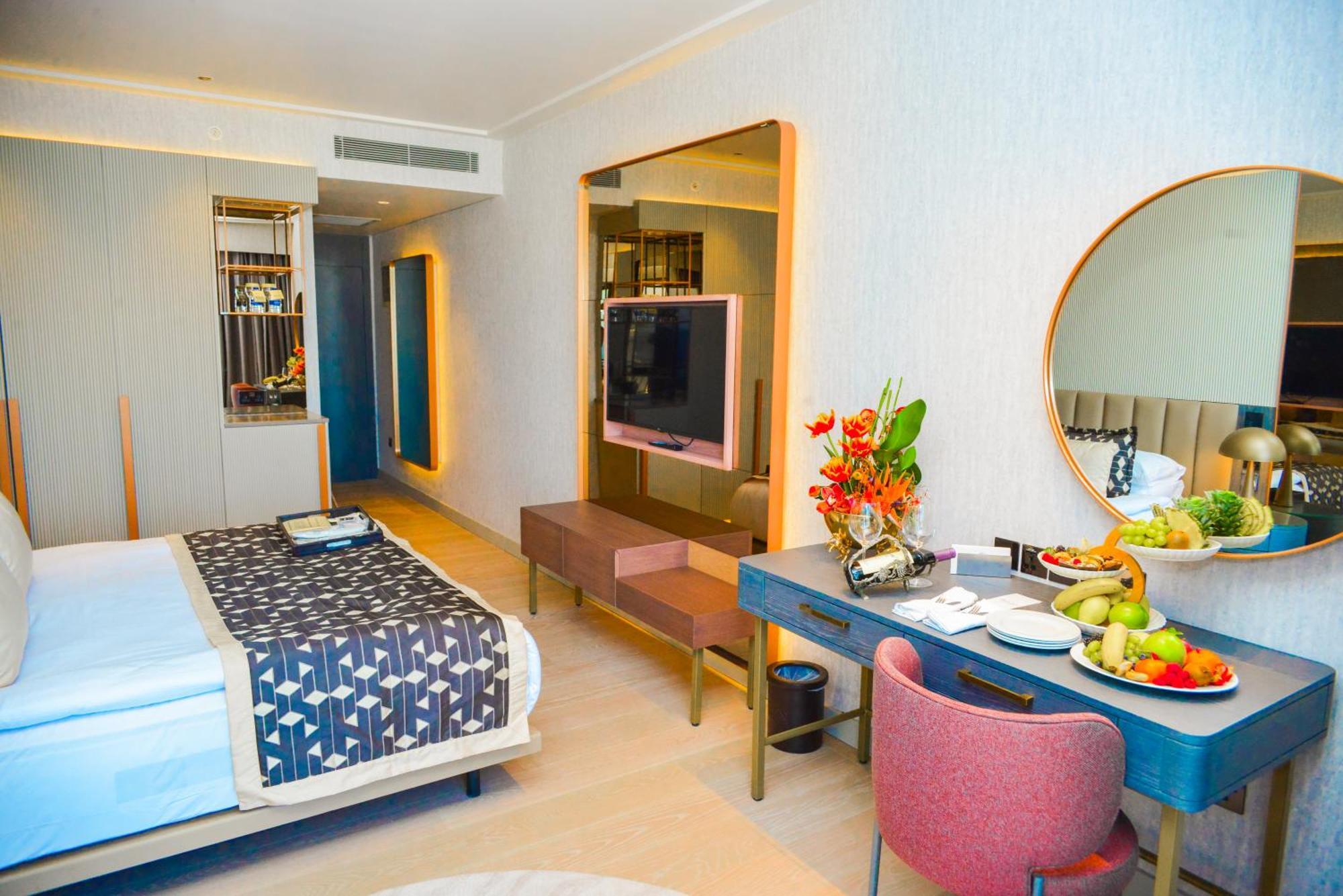 Rocks Hotel & Casino Кирения Экстерьер фото
