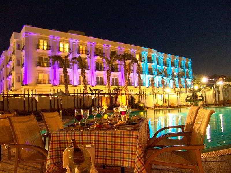 Rocks Hotel & Casino Кирения Экстерьер фото