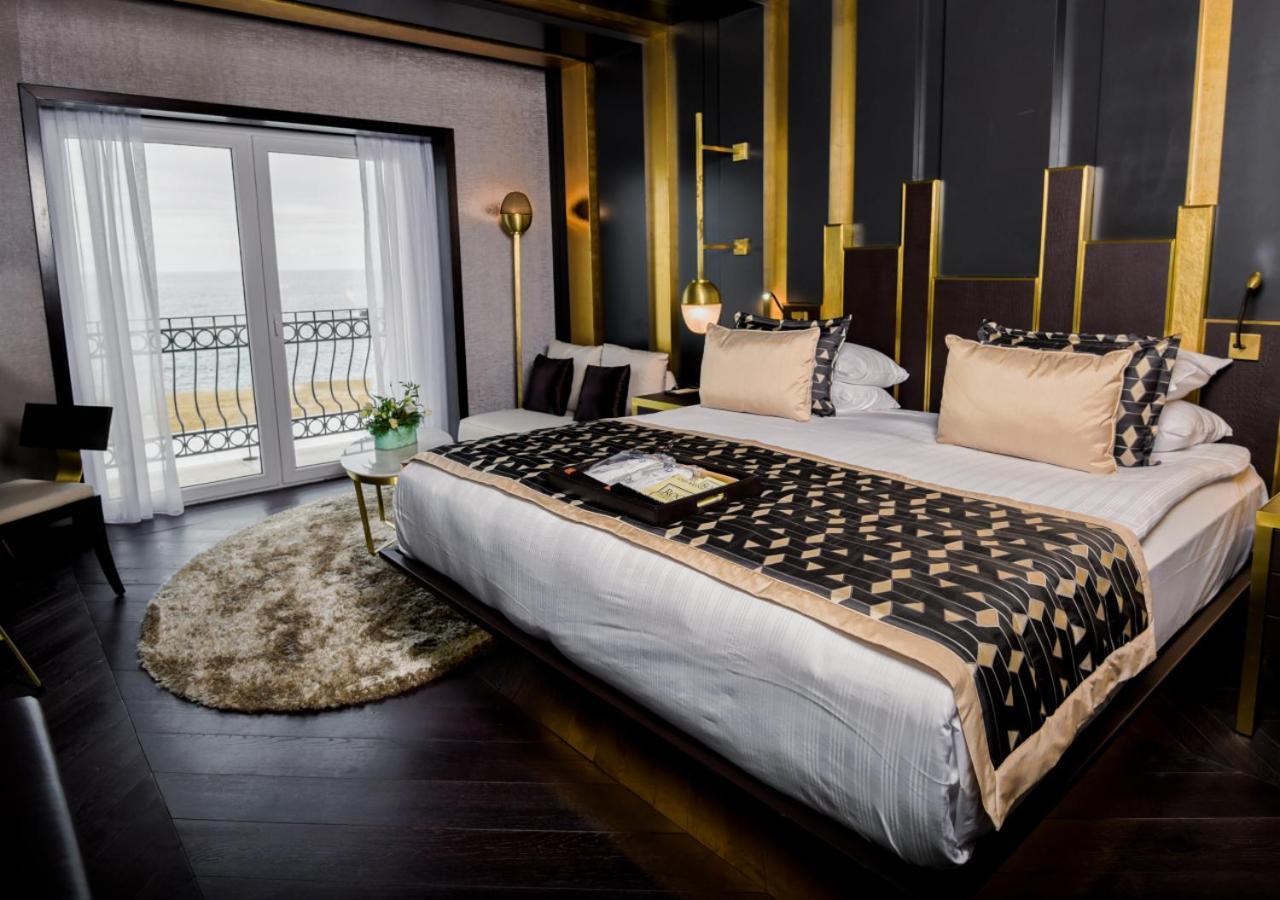 Rocks Hotel & Casino Кирения Экстерьер фото